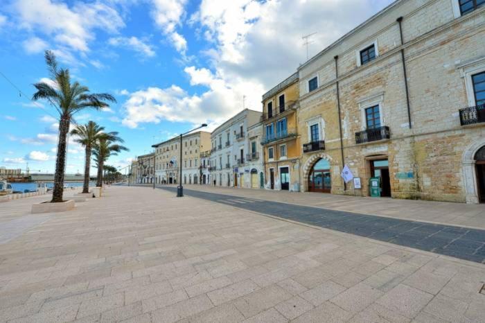 Renthouse Civico 5 Holiday home *