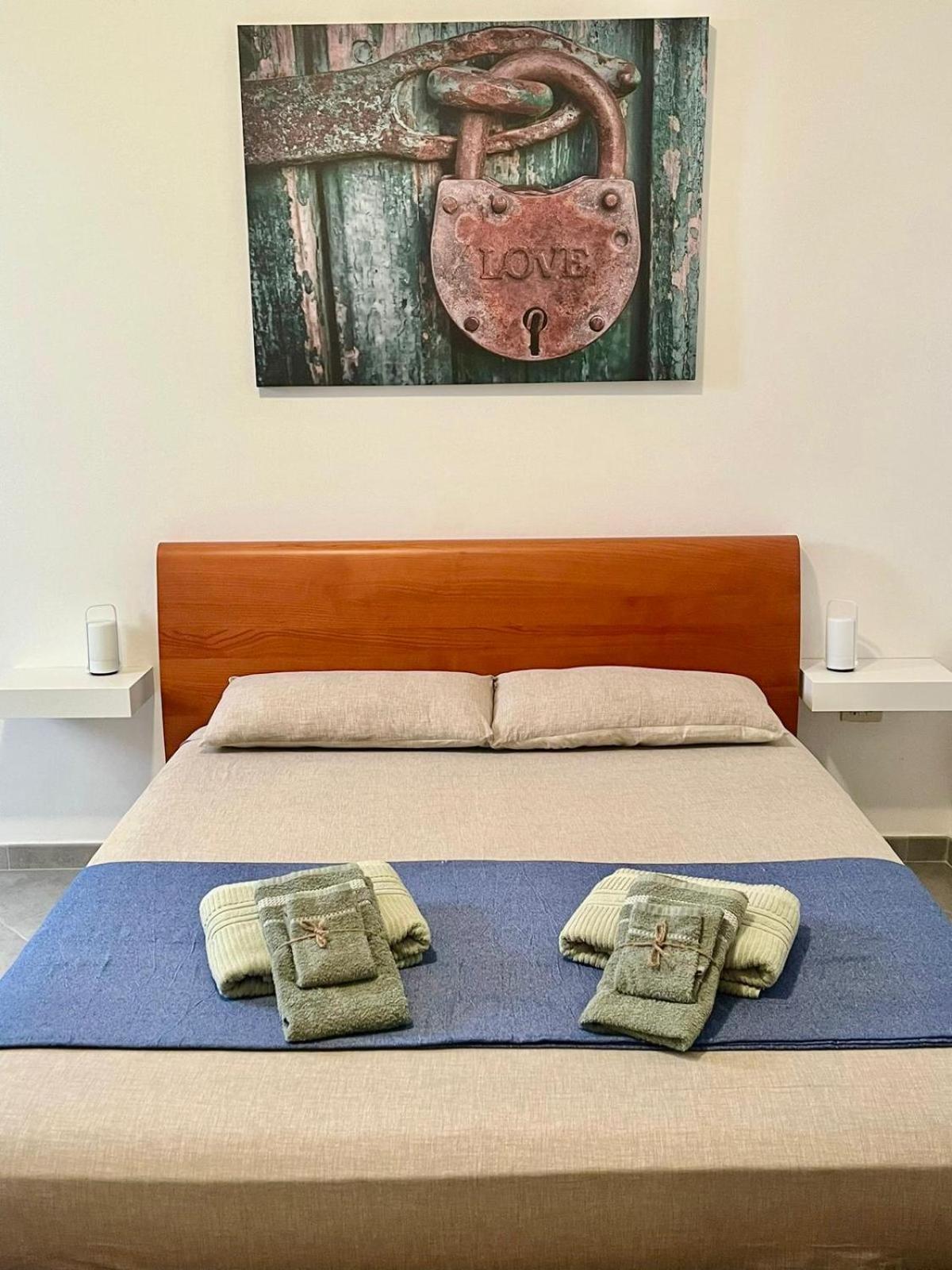 Renthouse Civico 5 * Brindisi